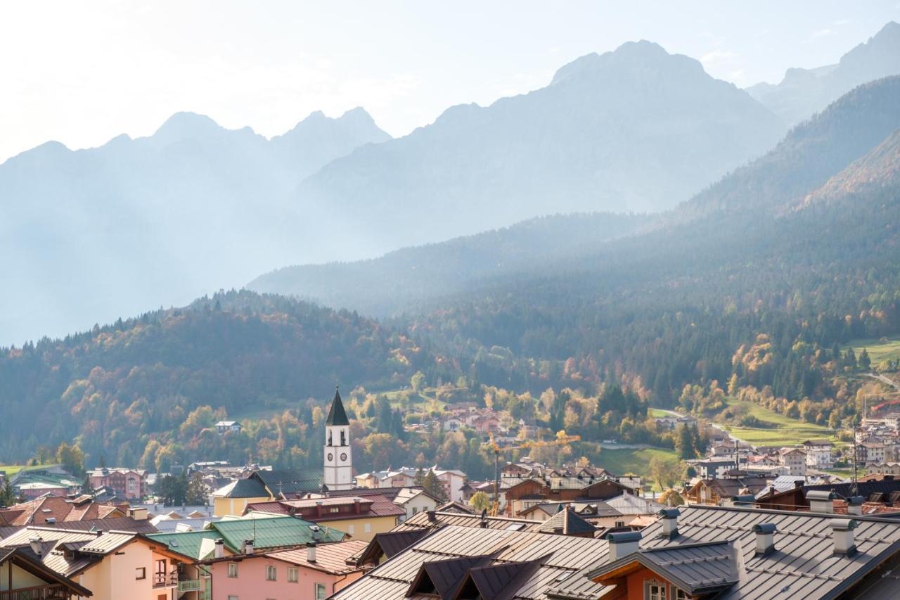 La Dila Dolomiti Mountain Lodge อันดาโล ภายนอก รูปภาพ