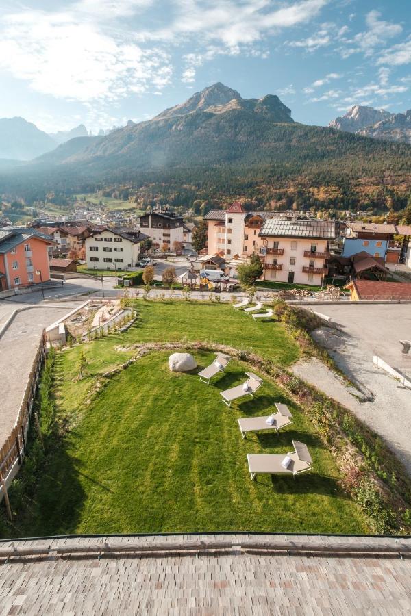 La Dila Dolomiti Mountain Lodge อันดาโล ภายนอก รูปภาพ