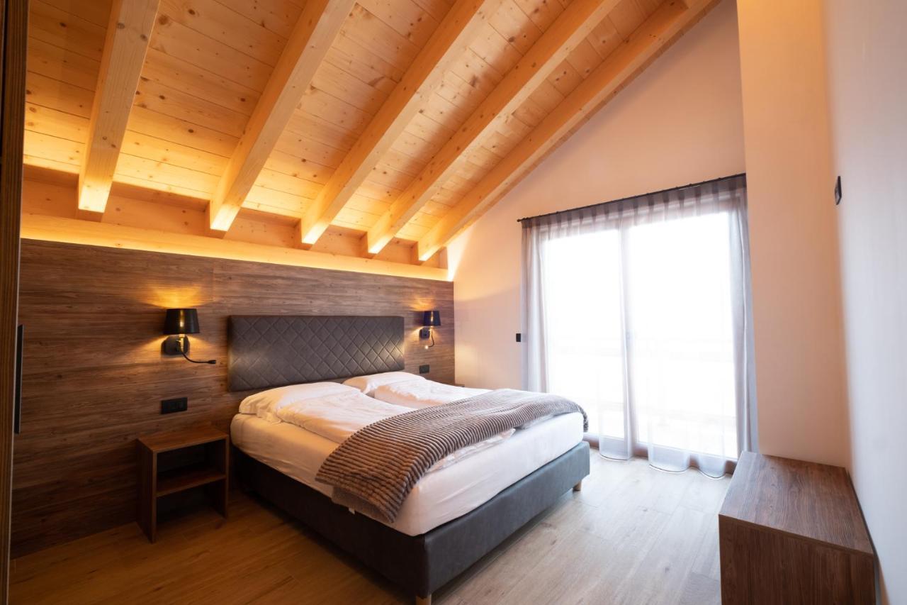 La Dila Dolomiti Mountain Lodge อันดาโล ภายนอก รูปภาพ