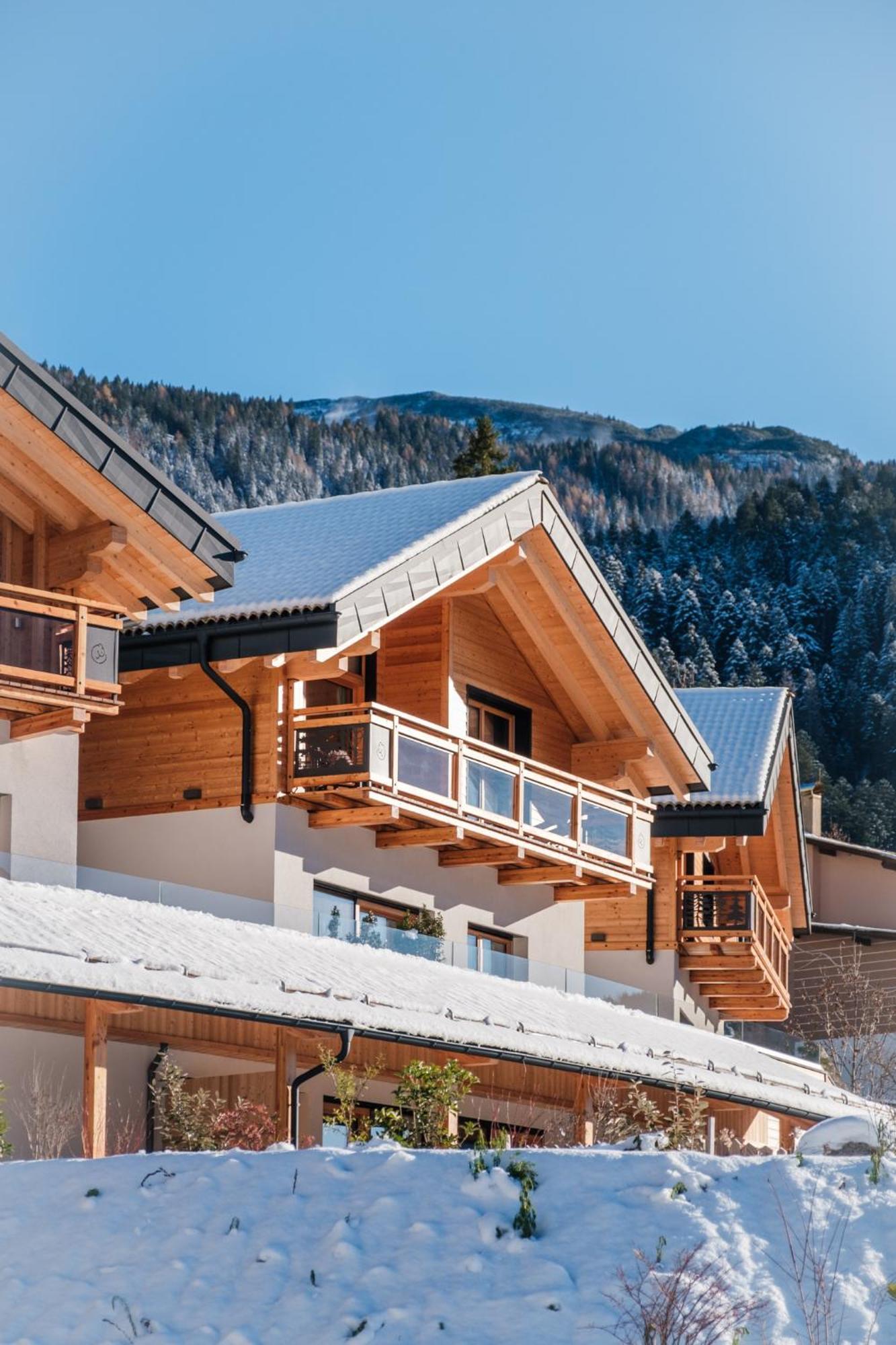 La Dila Dolomiti Mountain Lodge อันดาโล ภายนอก รูปภาพ