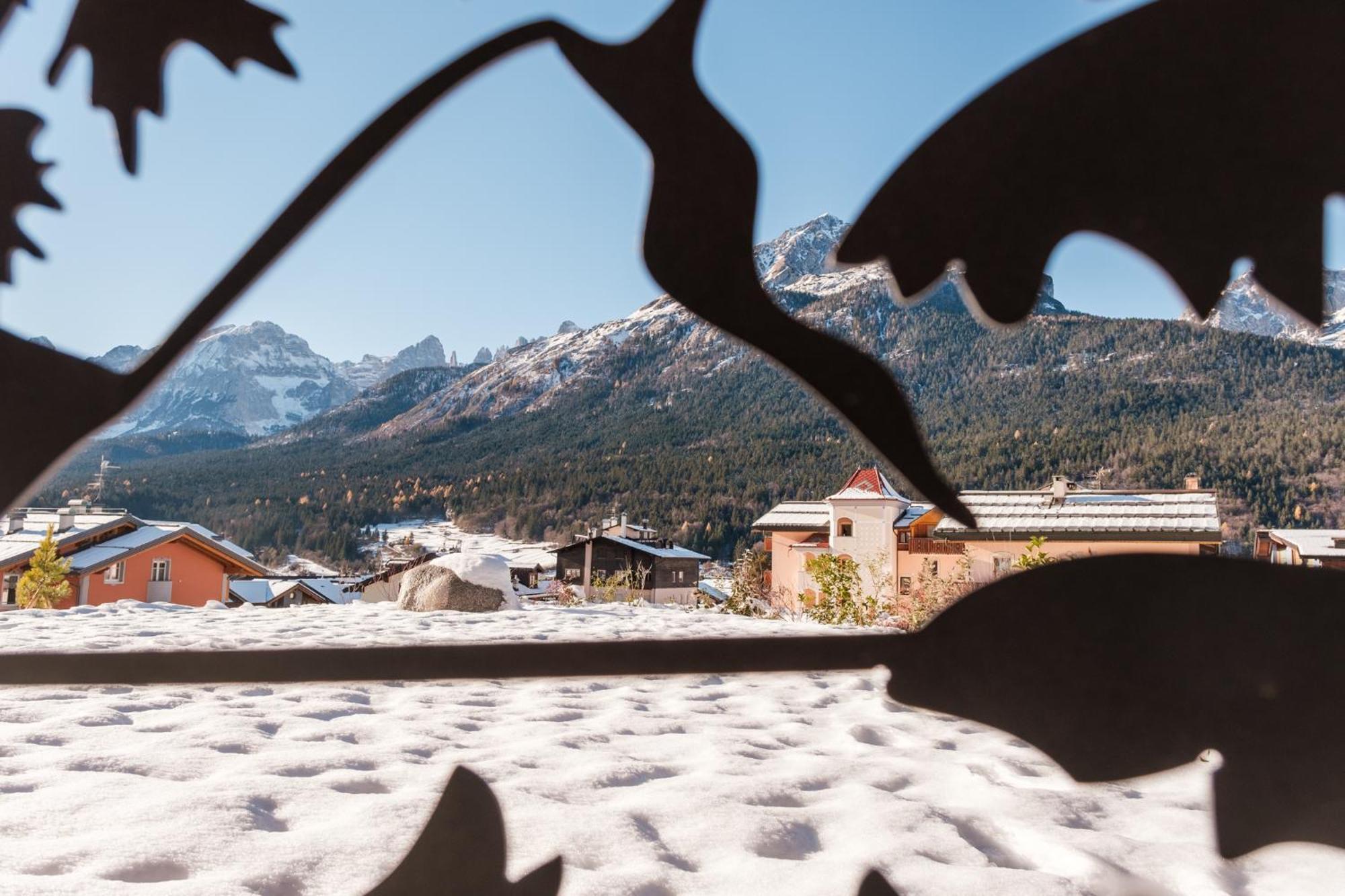 La Dila Dolomiti Mountain Lodge อันดาโล ภายนอก รูปภาพ